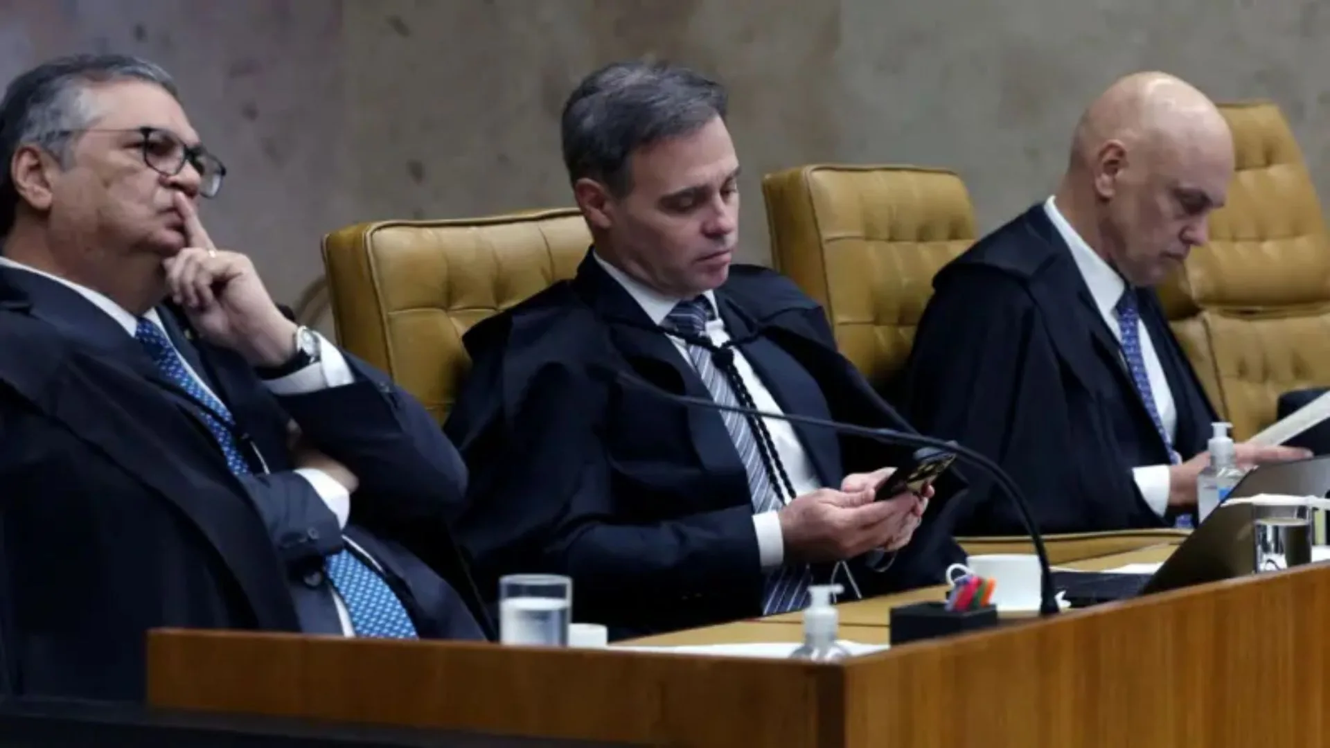 Imprensa internacional destaca sessão tumultuada do STF