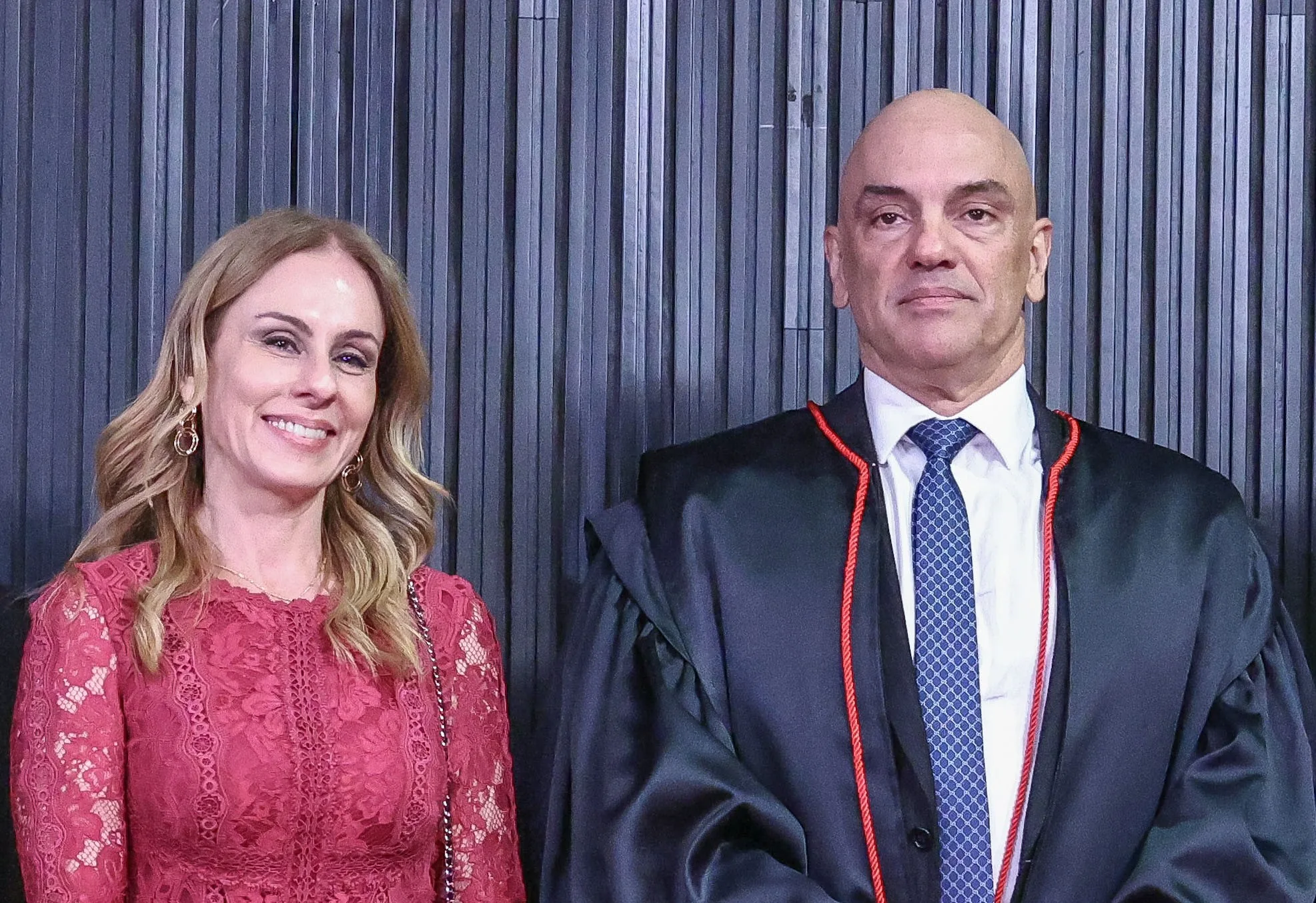 Ministro Moraes viaja em avião de Vorcaro