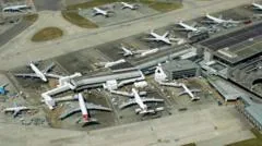 Problemas de controle aéreo afetam várias aeroportos britânicos