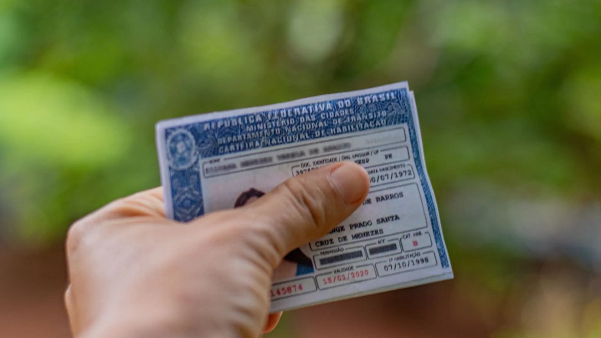 CNHs vencidas desde junho ganham novo prazo de validade