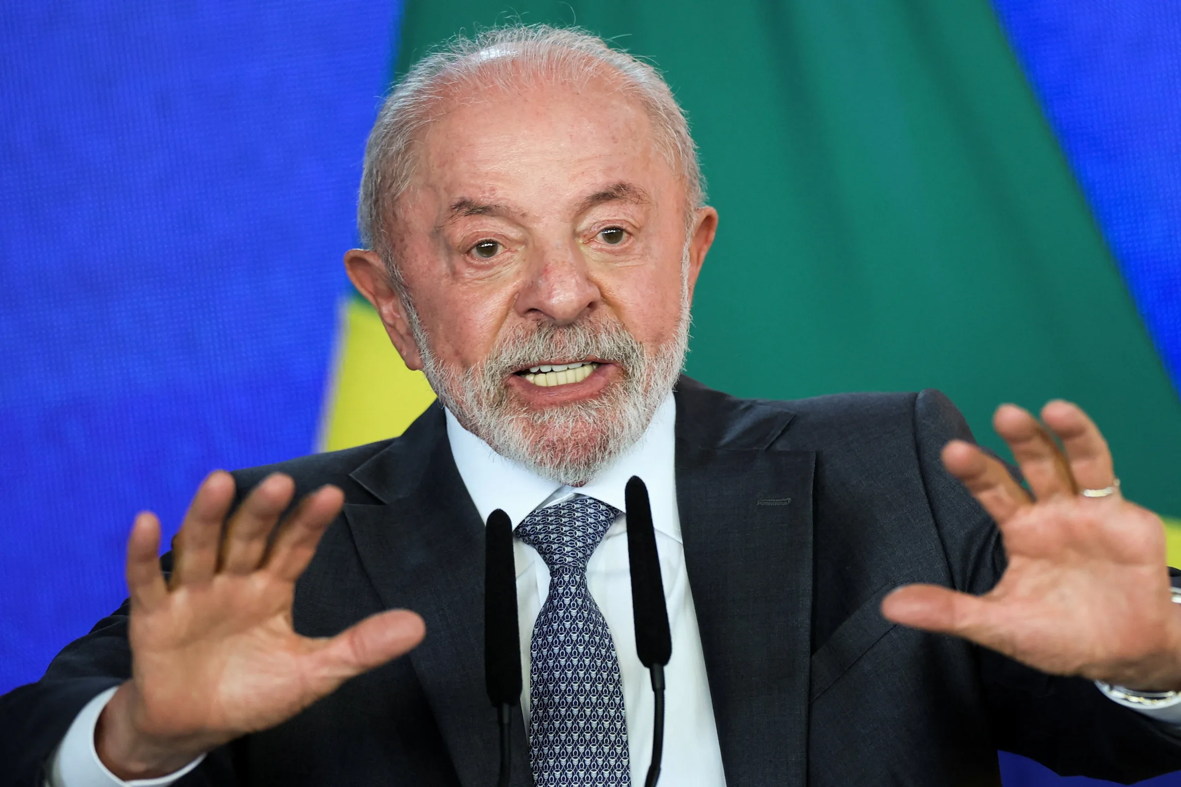 Economia sob Lula 3: Crescimento e Desemprego, Mas Juros e Dívidas Pesam