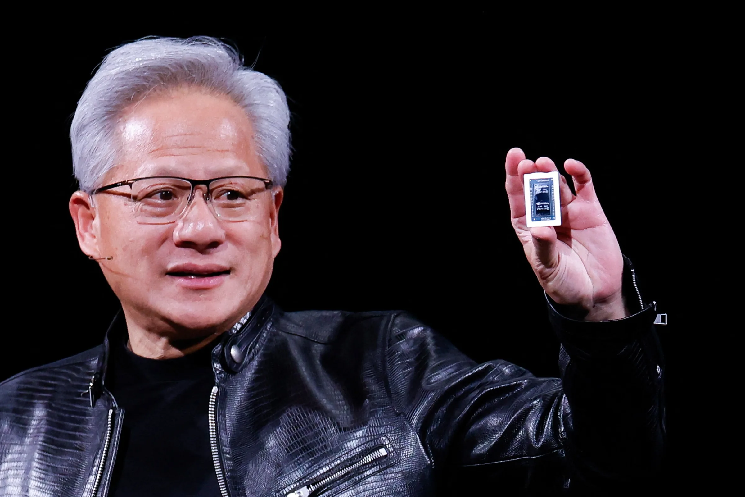 Ações da Nvidia batem recorde e empresa se aproxima de valer US$ 6 trilhões