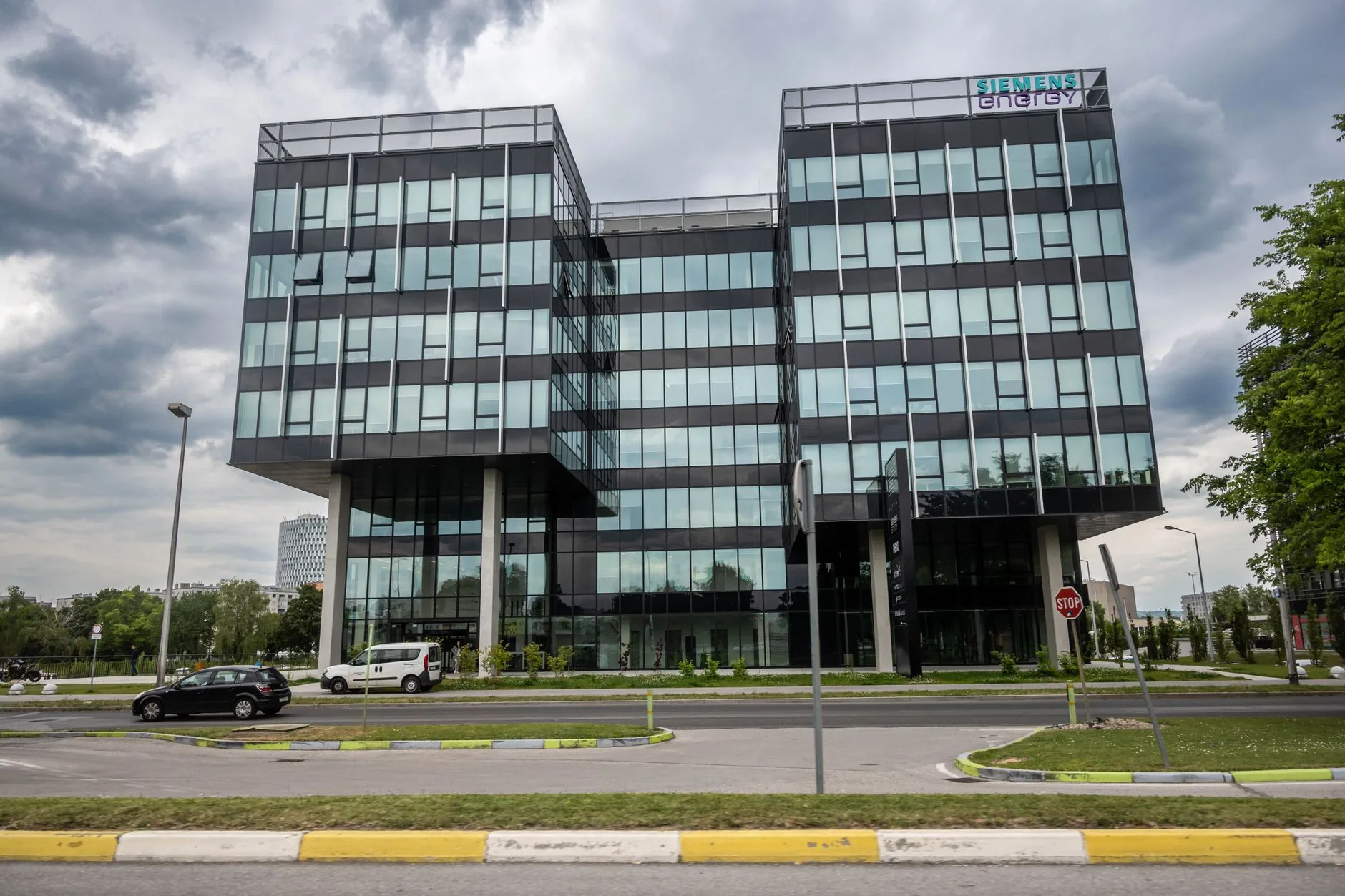 Siemens alerta sobre eliminação de vagas de entrada por AI