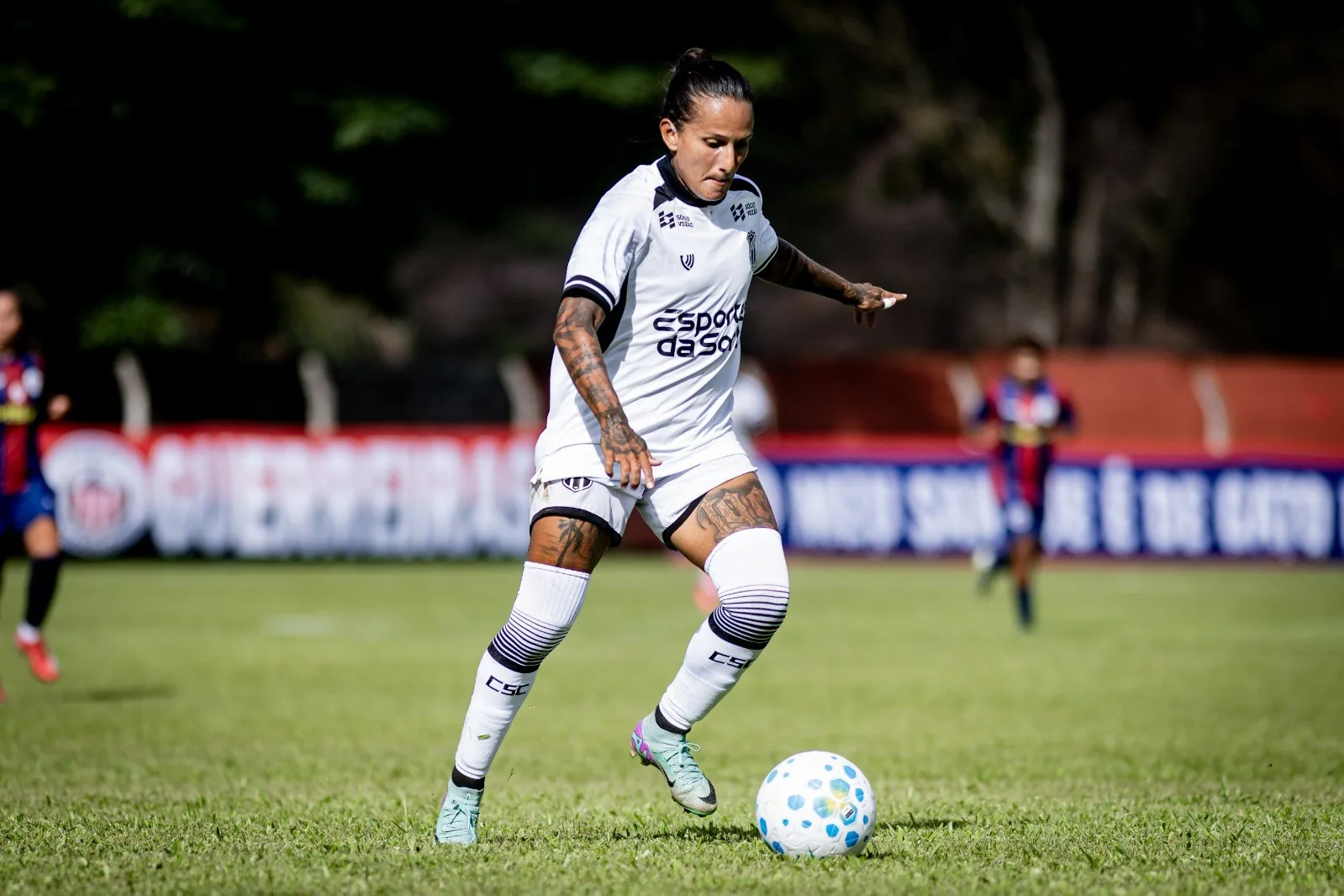 Ceará paga salários atrasados do futebol feminino
