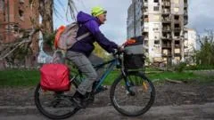 Kherson experimenta paz breve após cessar-fogo, mas teme novo conflito