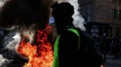 Macron acusa líderes estrangeiros de explorar revoltas em França