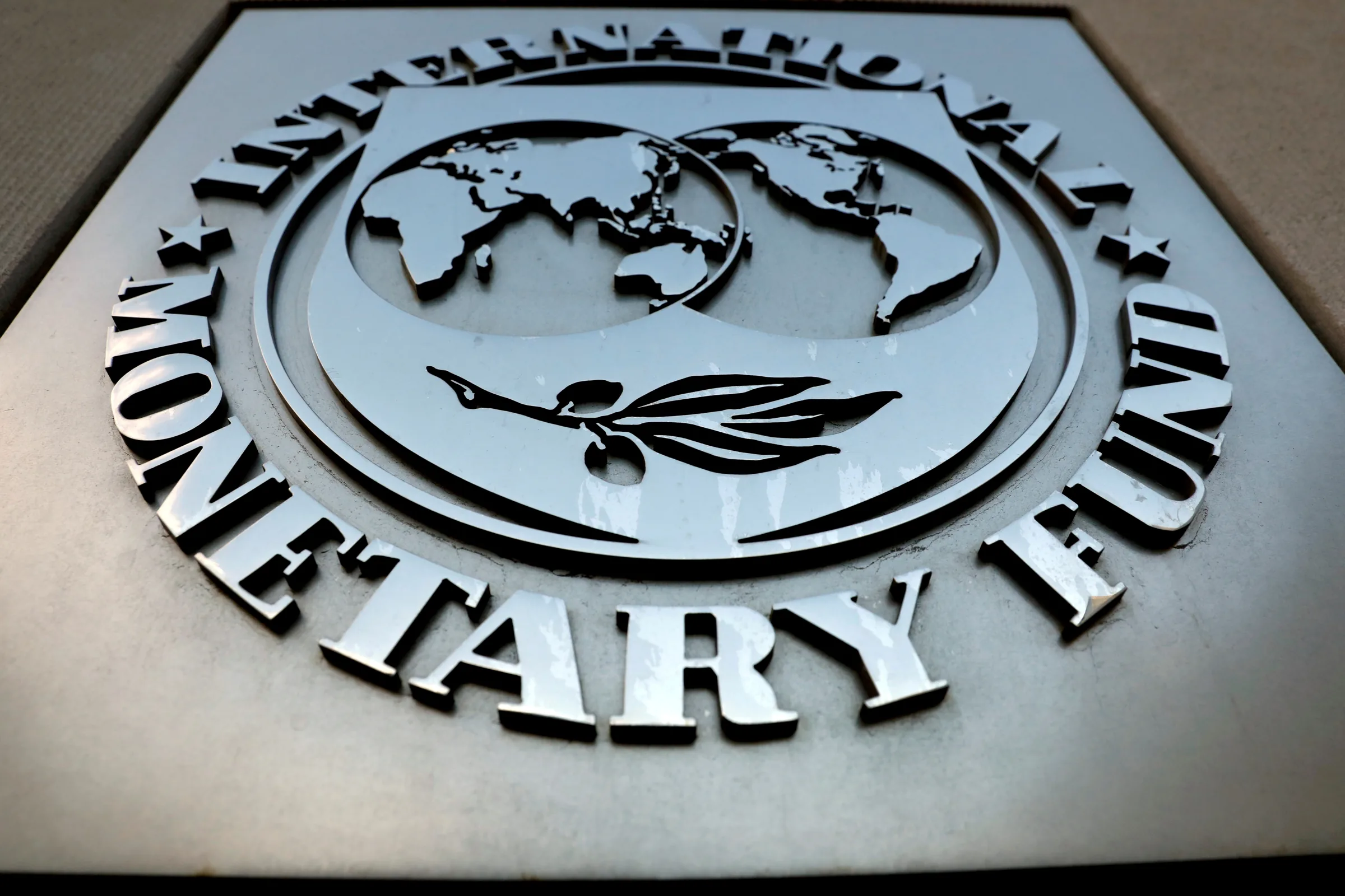 Brasil deve voltar ao top 8 das maiores economias do mundo em 2027, prevê FMI