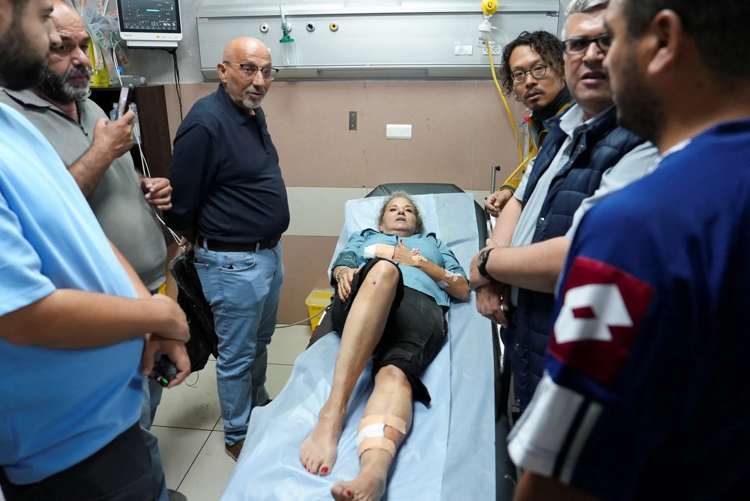 Jornalista dos EUA é agredida por colonos israelenses na Cisjordânia