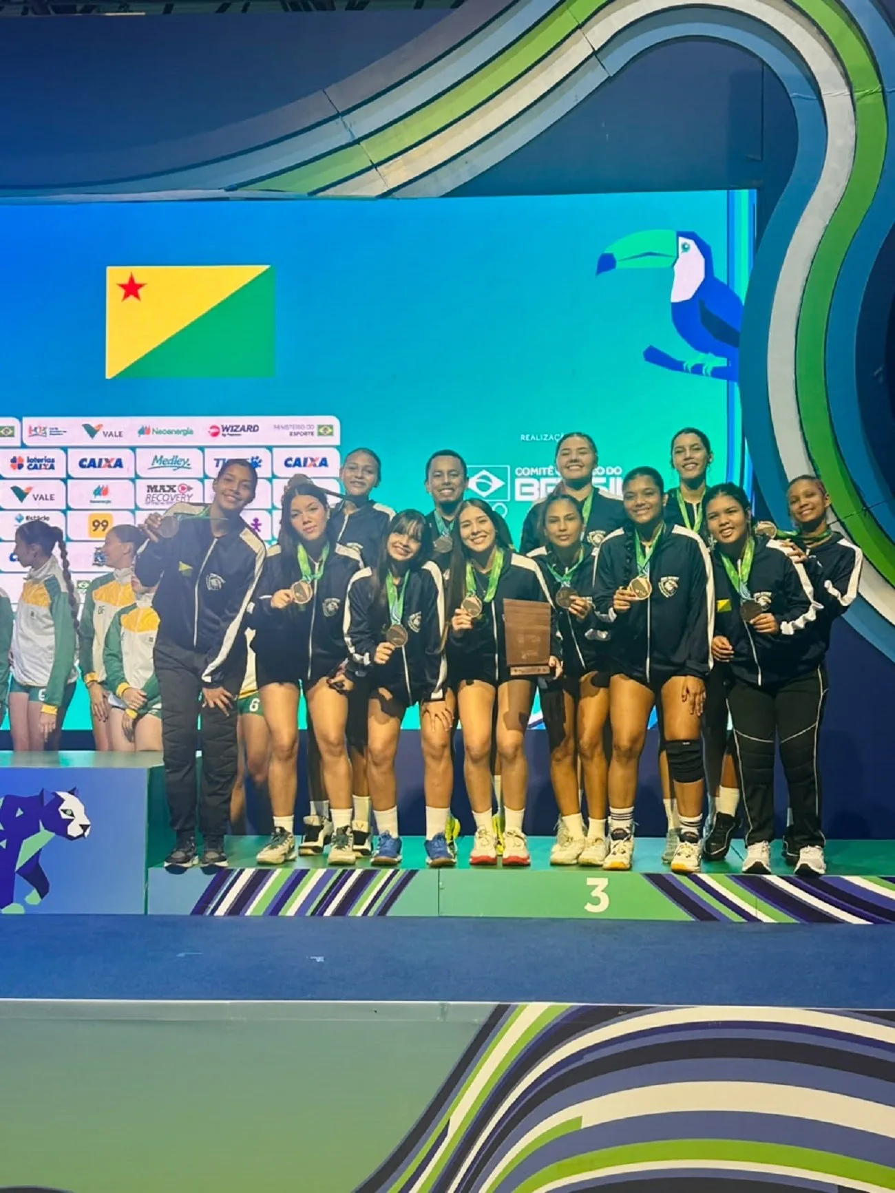 Escola do interior do Acre conquista medalha de bronze no handebol feminino