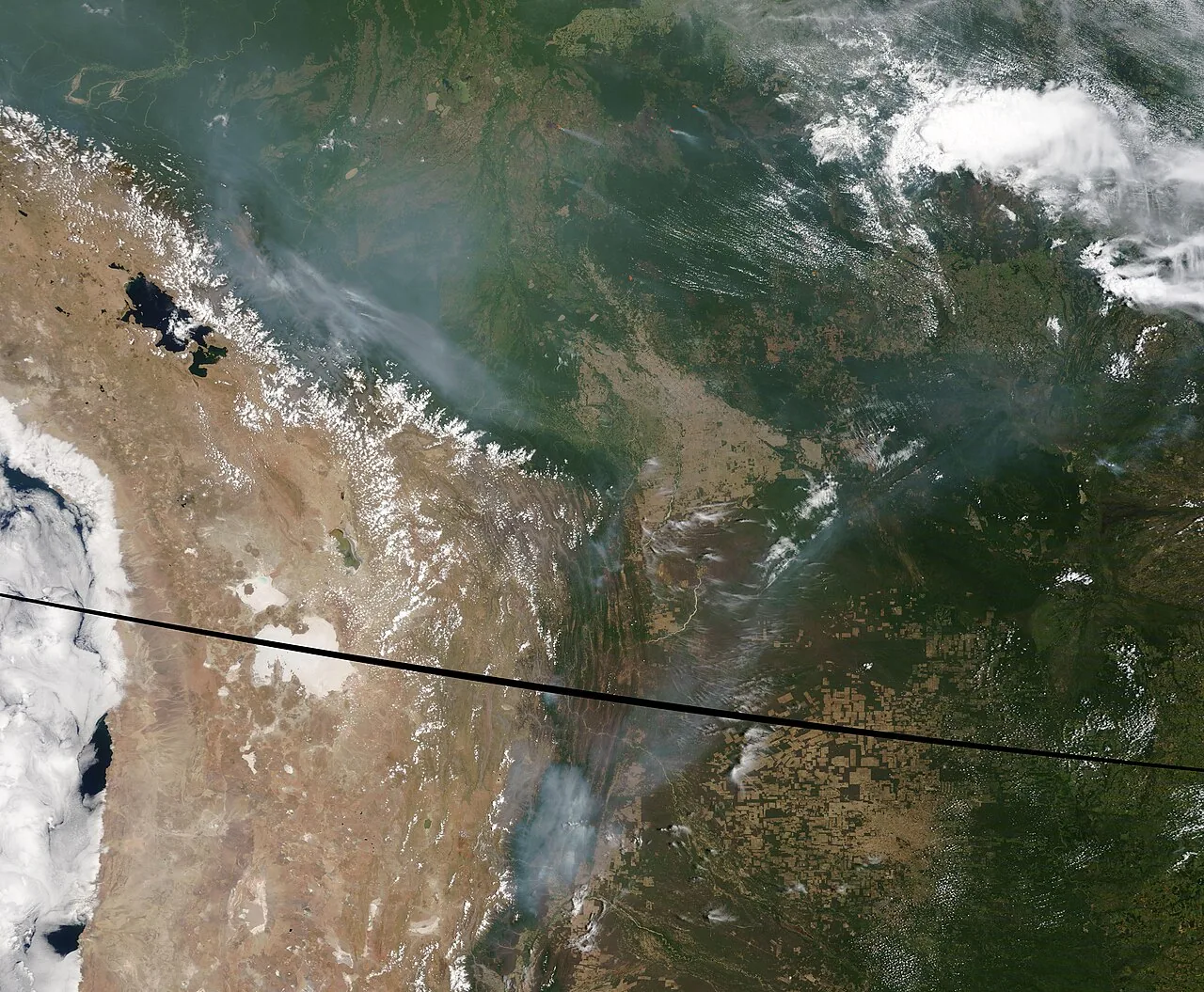 NASA identifica incêndios ocultos sob a floresta amazônica