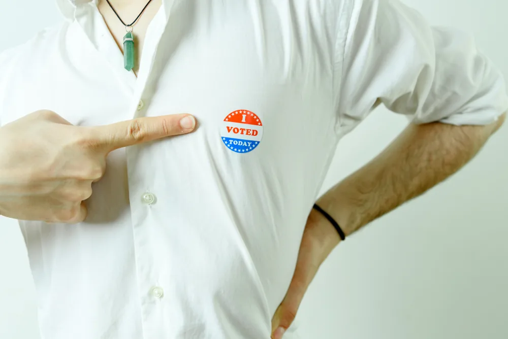 Eleições para governador: o que apontam as pesquisas na véspera do 1º turno