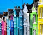 Taxas imobiliárias britânicas crescem lentamente devido a altas taxas de juros