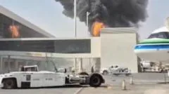 Ministro saudita ameaça resposta séria após ataques aeroportuários