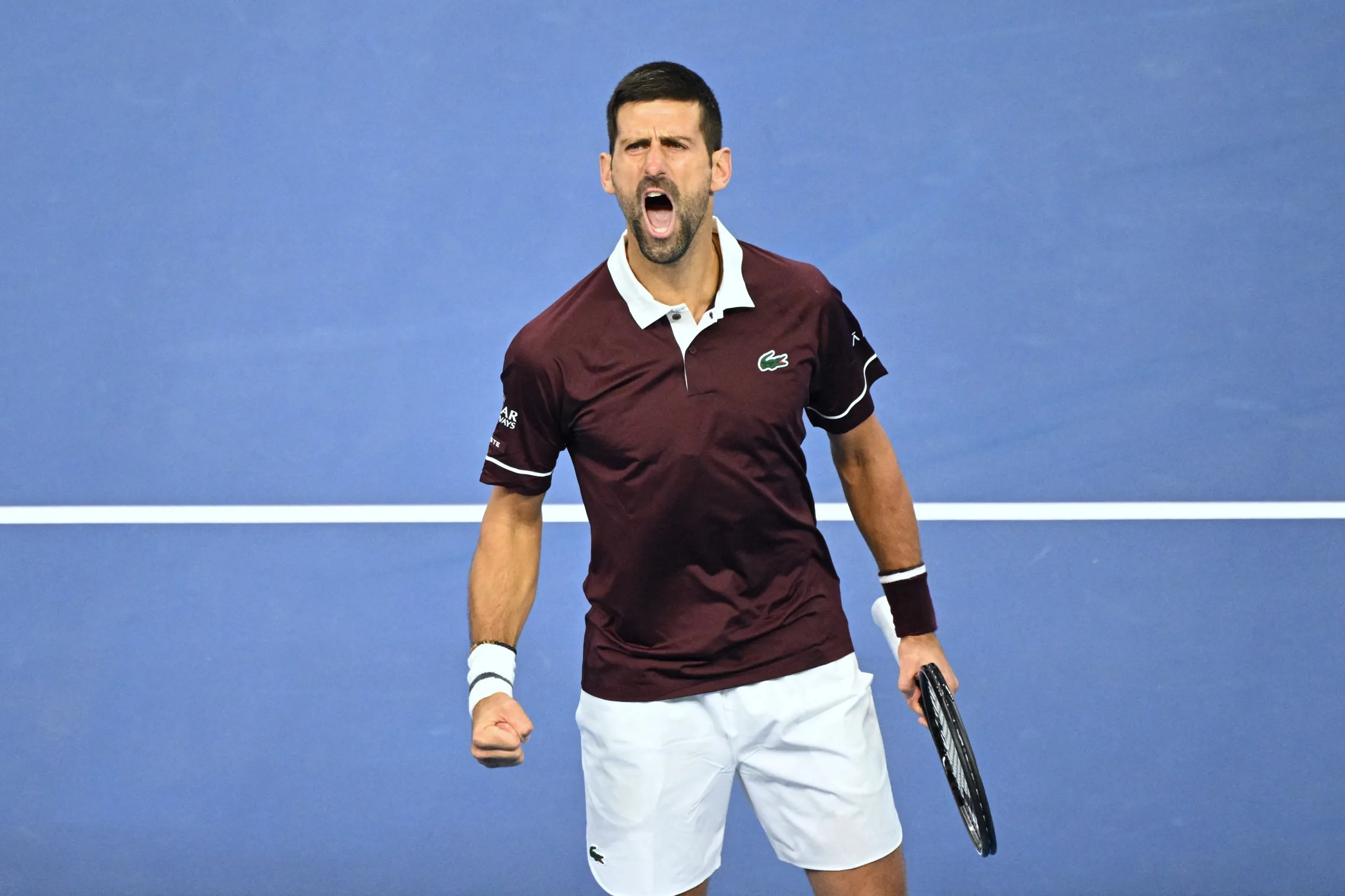 Djokovic supera recorde de Nadal ao vencer Zverev e avança à semifinal do ATP 500 de Pequim