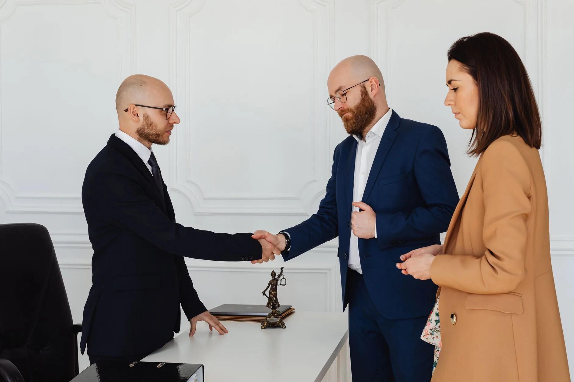 AI firm Crosby makes bid for renowned law firm Weil Gotshal