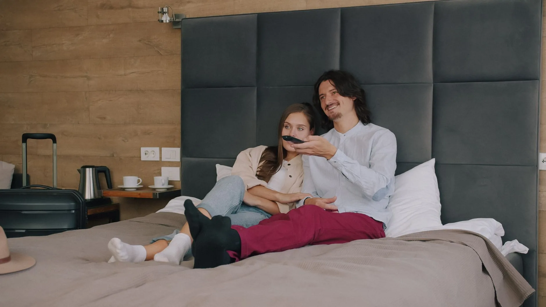 Hotel deve pagar direitos autorais por disponibilizar TVs nos quartos