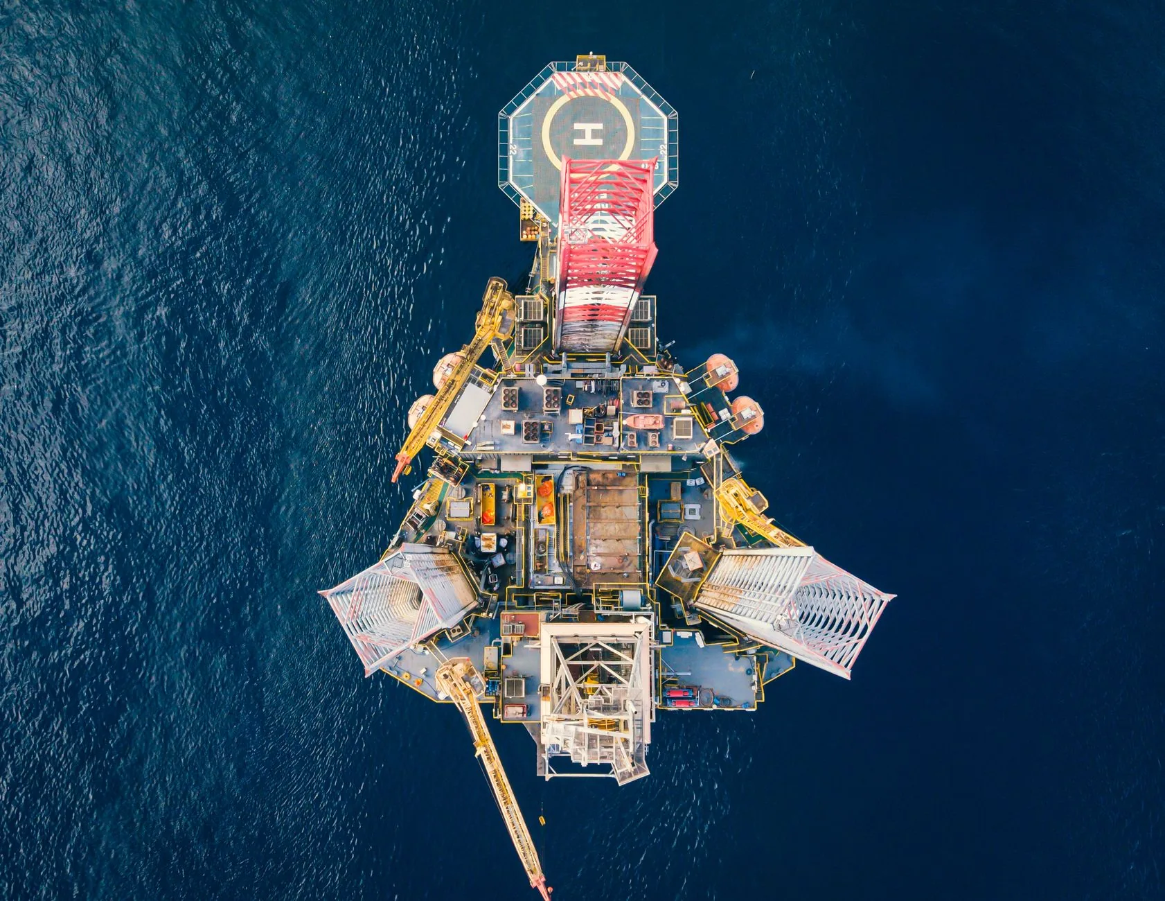 Quatorze anos após Deepwater Horizon, vida marinha profunda ainda não se recuperou