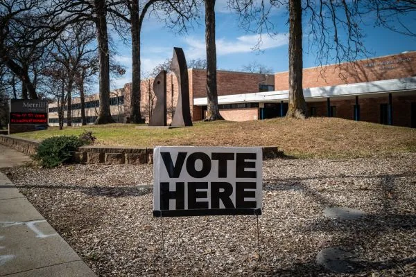 Votantes em seis estados-chave podem indicar tendência para as eleições de 2026
