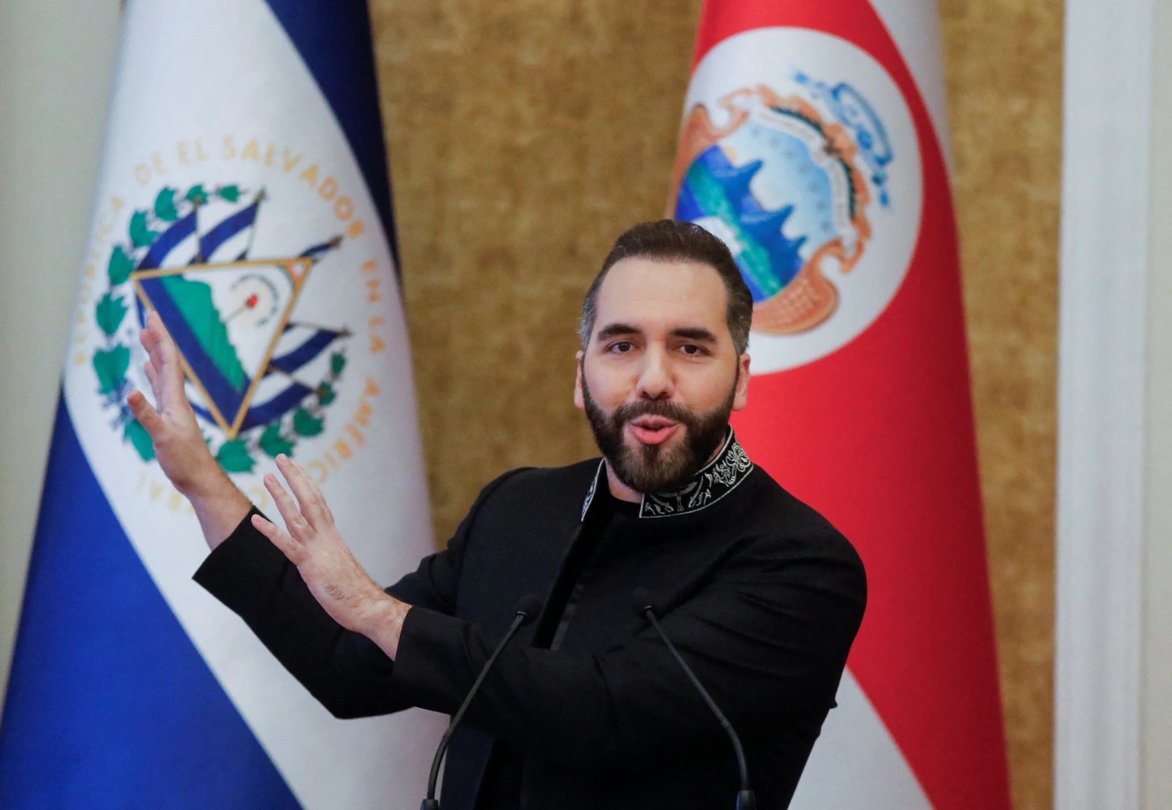 Presidente de El Salvador anuncia operação militar para resgatar reféns