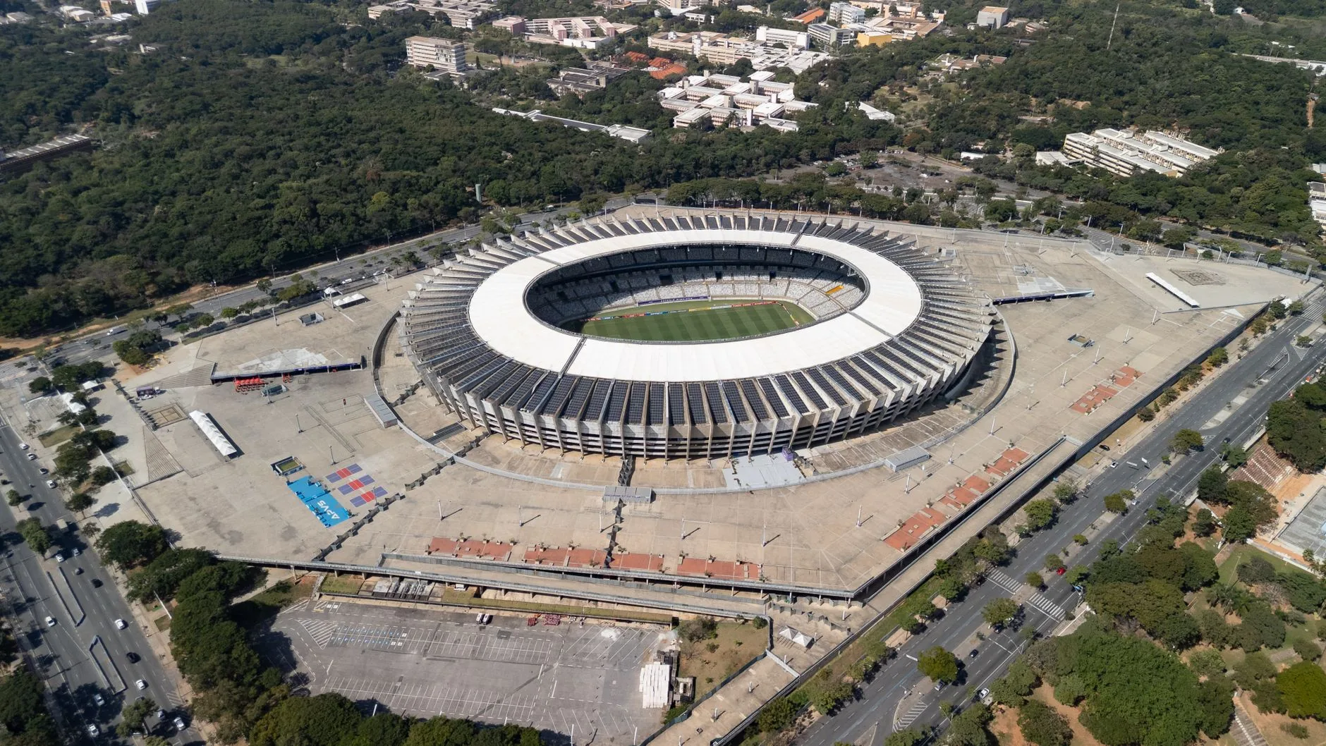 Contexto: O Futebol Feminino no Brasil e suas Implicações