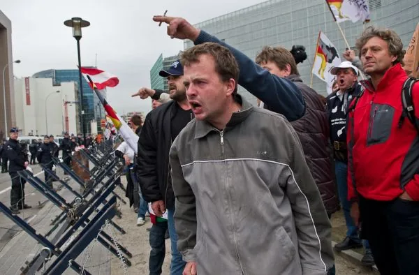 Investidores se preocupam com impacto das manifestações na economia francesa