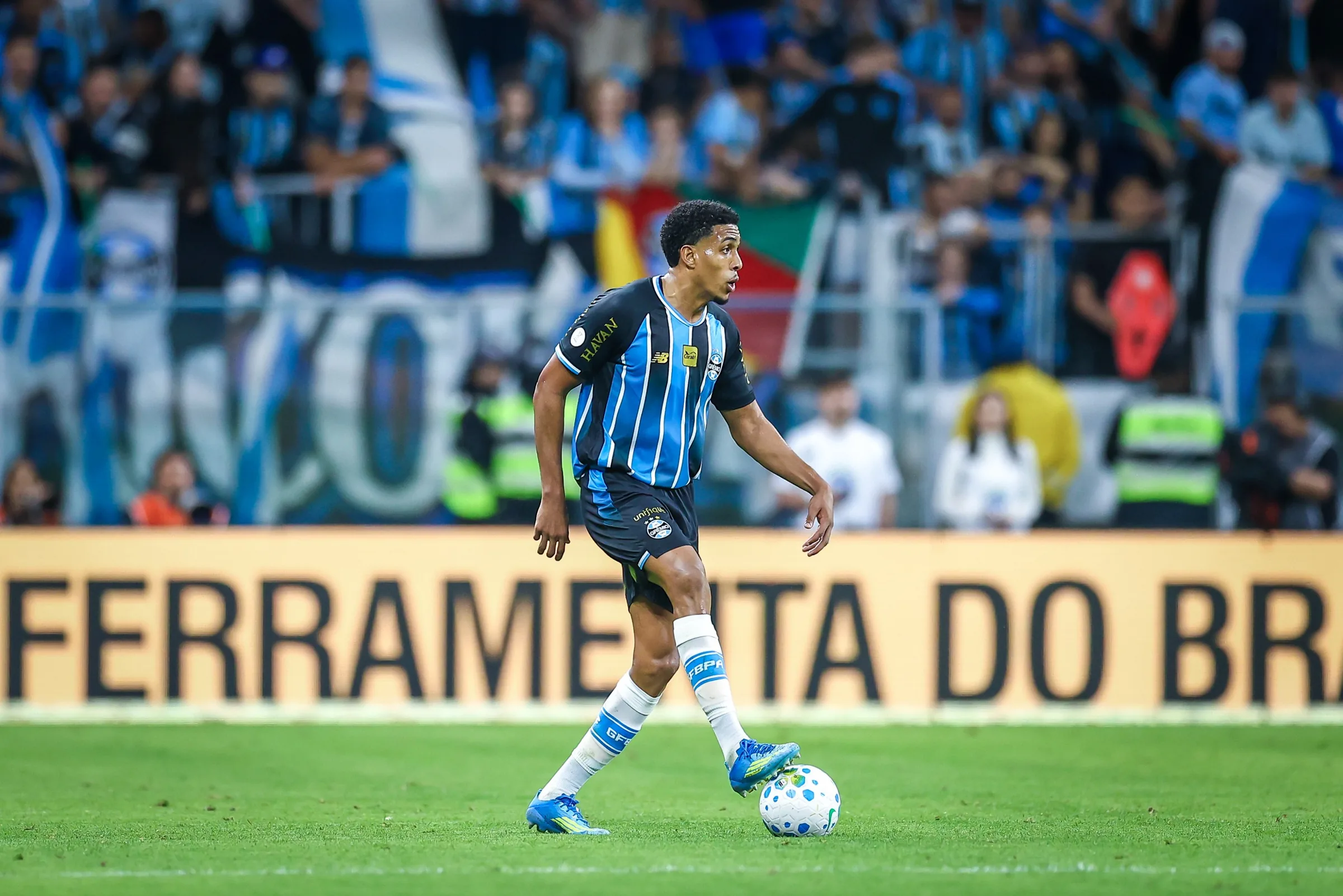 Situação dos reforços do Grêmio contratados no segundo semestre