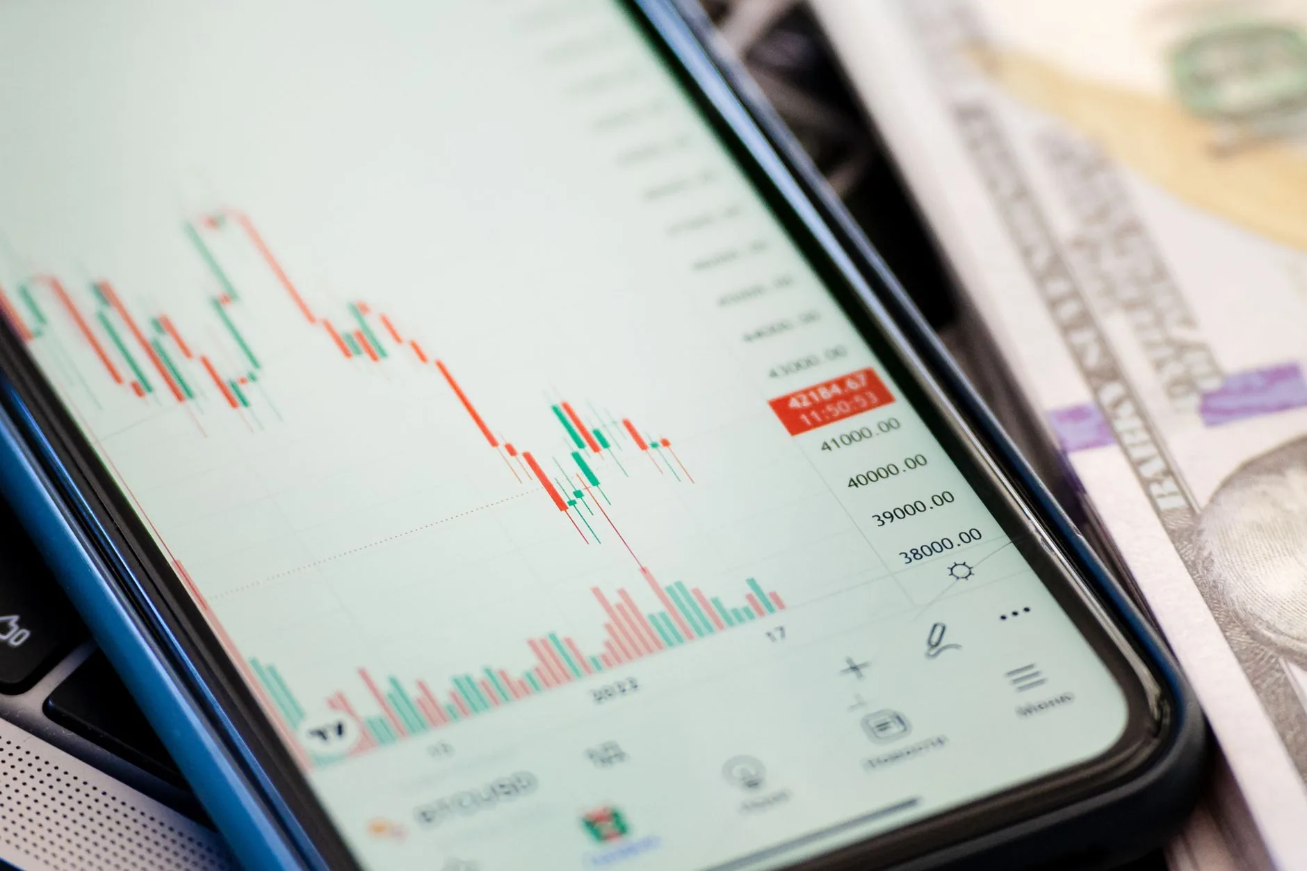 Yield dos títulos do Tesouro americano cai abaixo de 5% após preocupações com IA