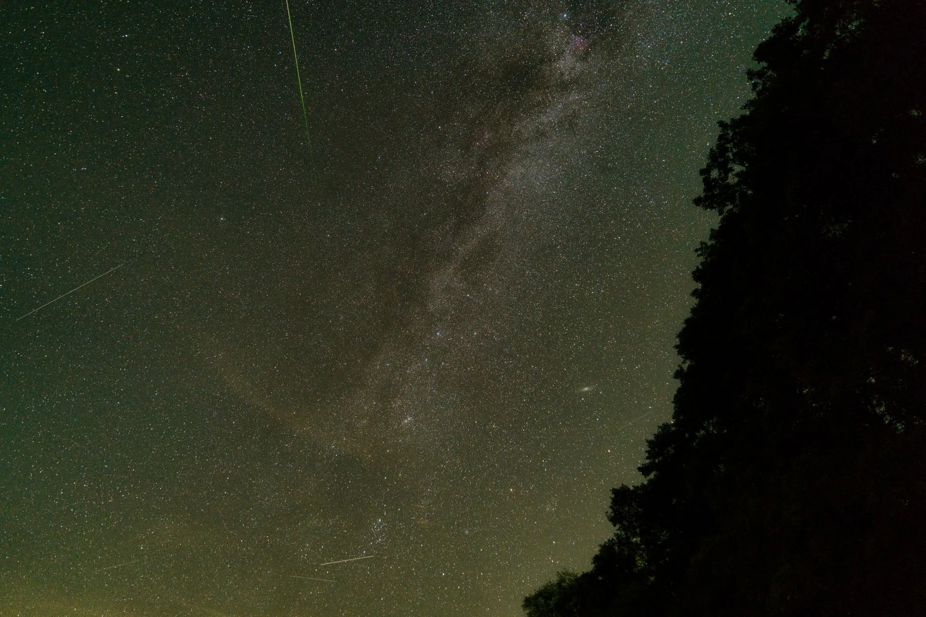 Observação do céu: Saturno em oposição e meteoros Orionid