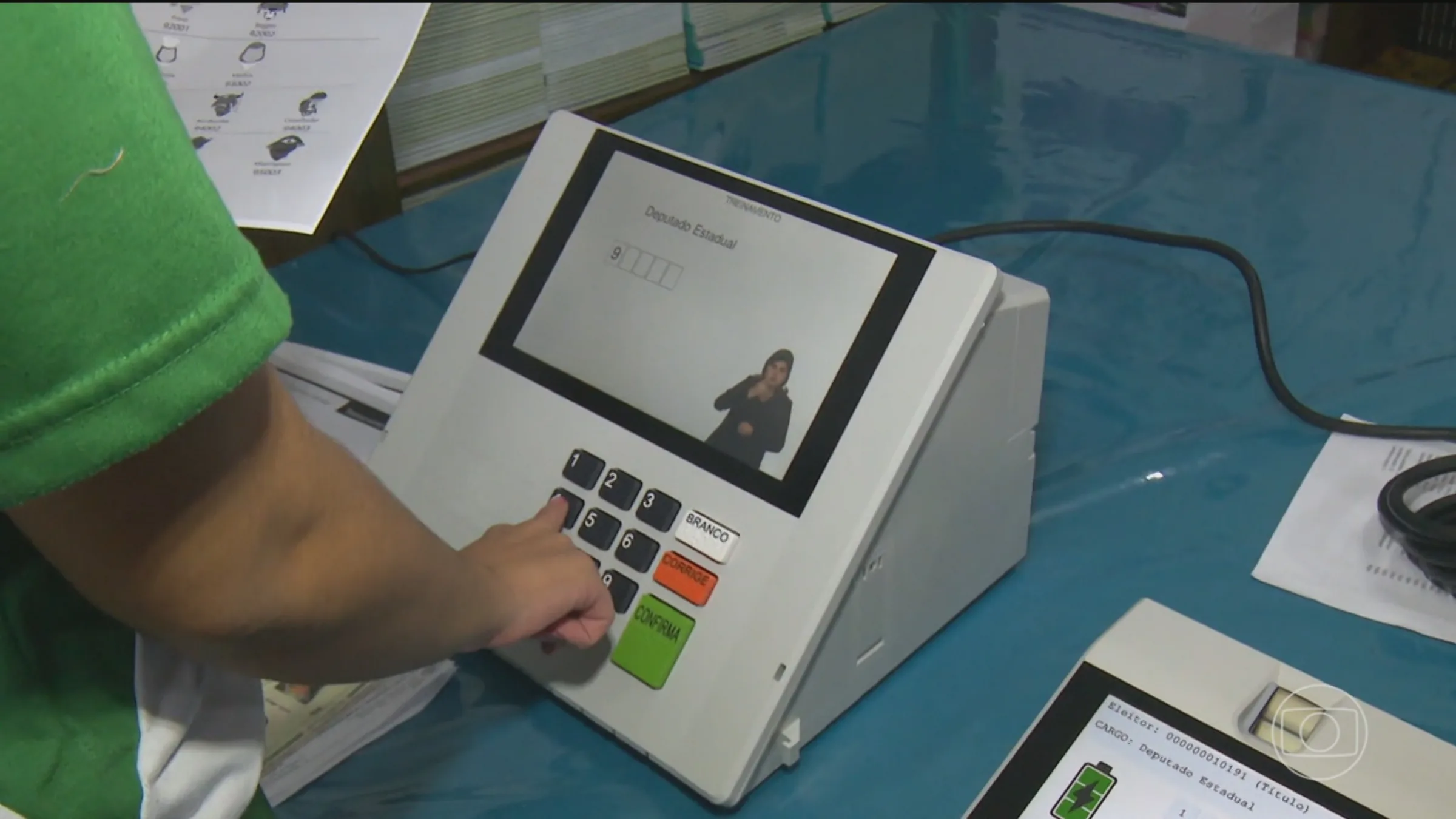 Para quais cargos serão as eleições de 2026? Entenda o que os eleitores vão escolher nas urnas