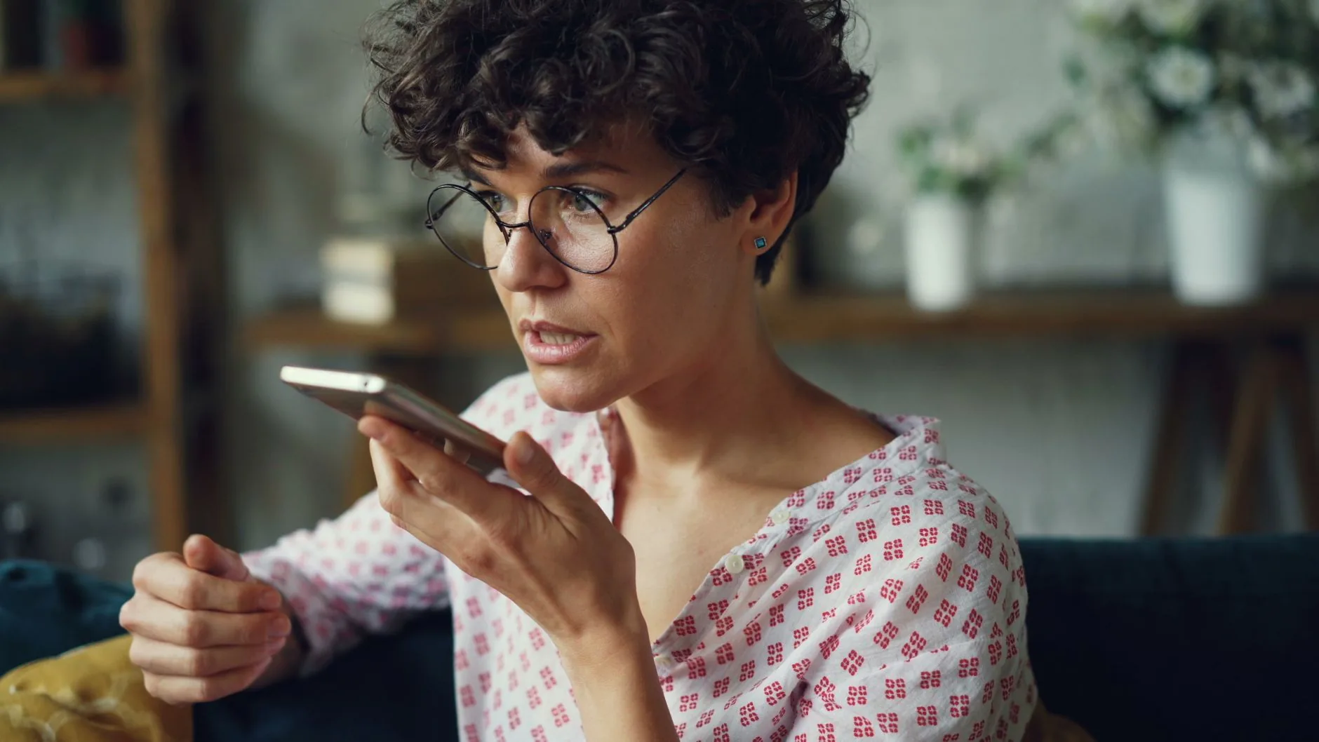 Granola lança recurso de transcrição para concorrer com Wispr