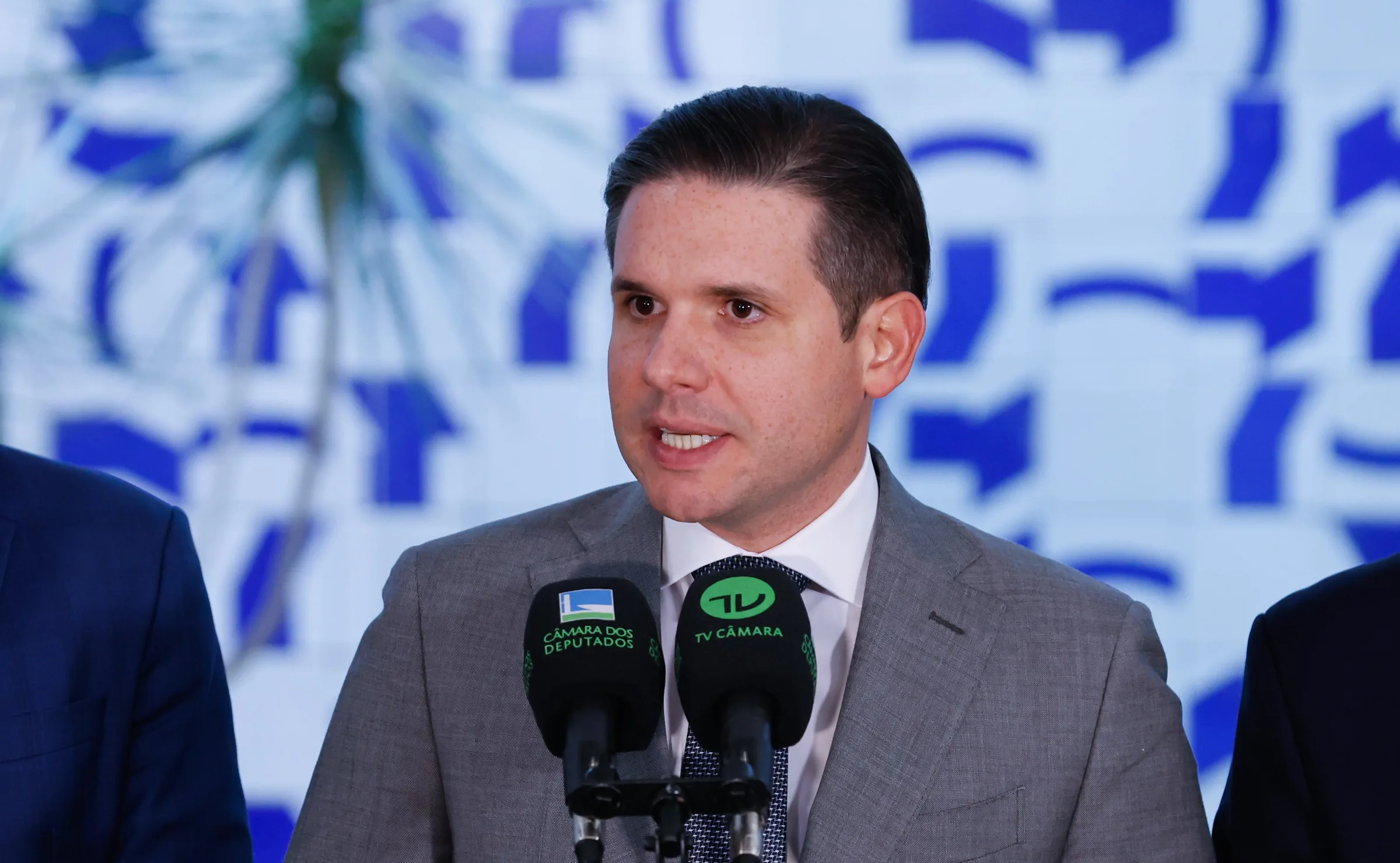 PT, PV e PC do B anunciam apoio à reeleição de Motta para presidência da Câmara
