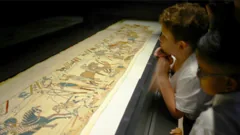 British Museum implementa mudanças após problemas de fila na exposição da Tapestra de Bayeux
