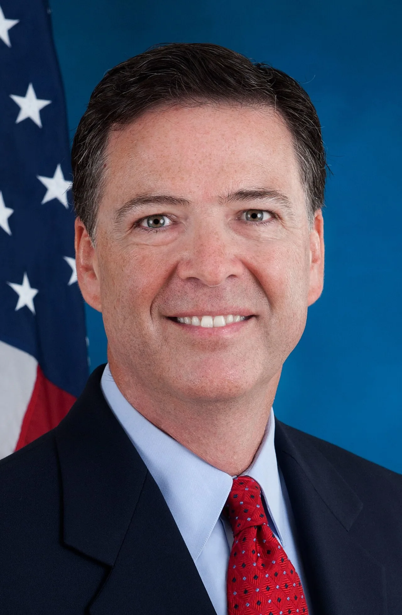 Ex-diretor do FBI James Comey enfrenta nova acusação